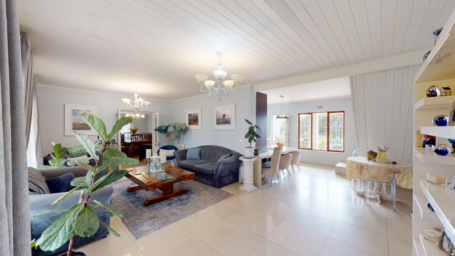 4 Bedroom Property for Sale in Rustdal Western Cape